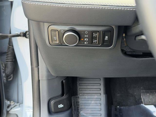 Certified 2025 Ford Mustang Mach-E Premium AWD/4WD image 10