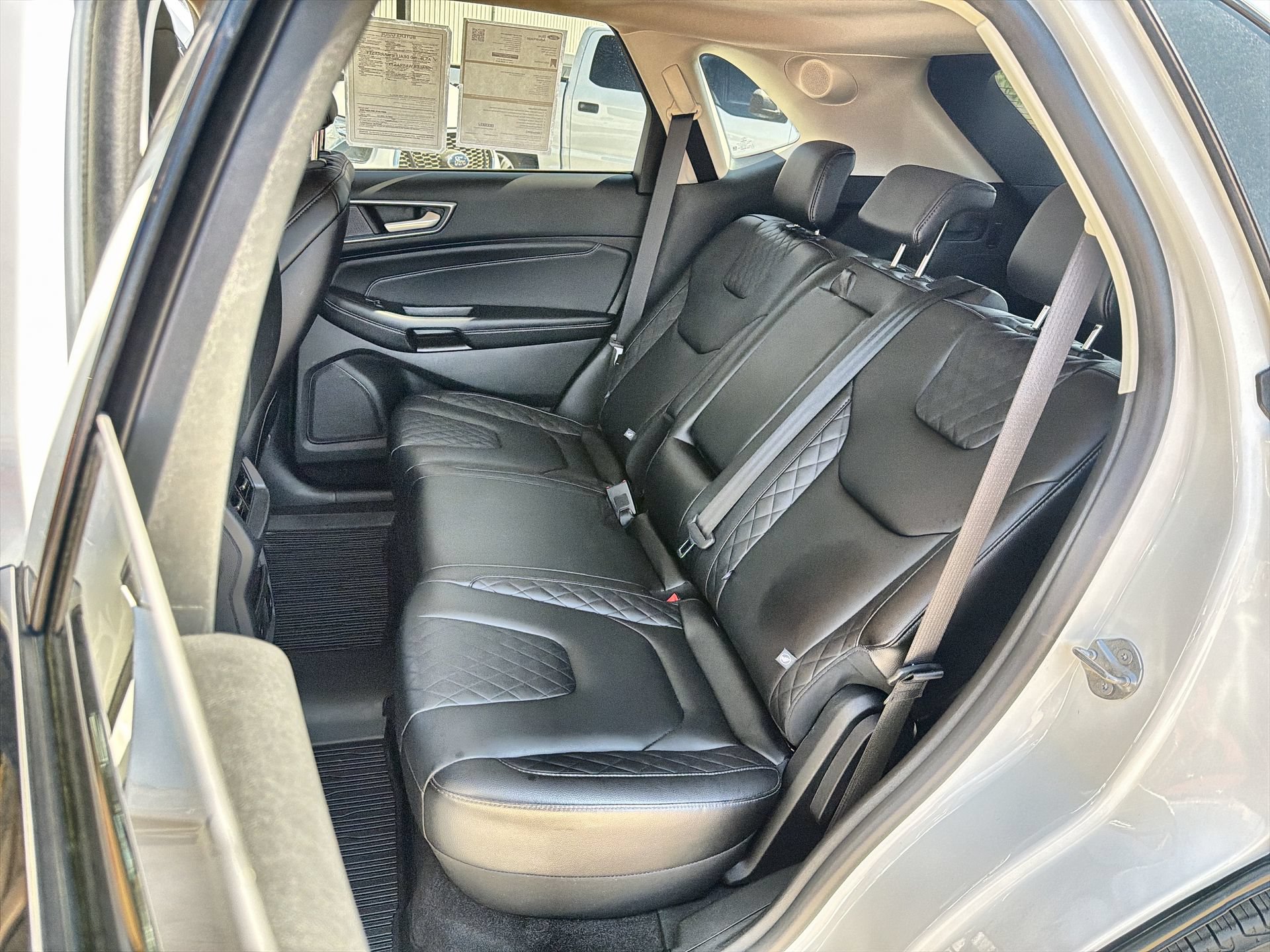 Certified 2024 Ford Edge Titanium AWD/4WD image 22