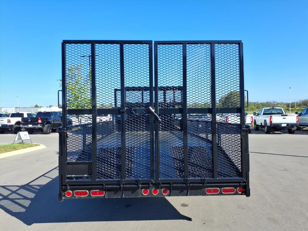 Certified 2023 Ford F550 4x4 Regular Cab Super Duty image 8