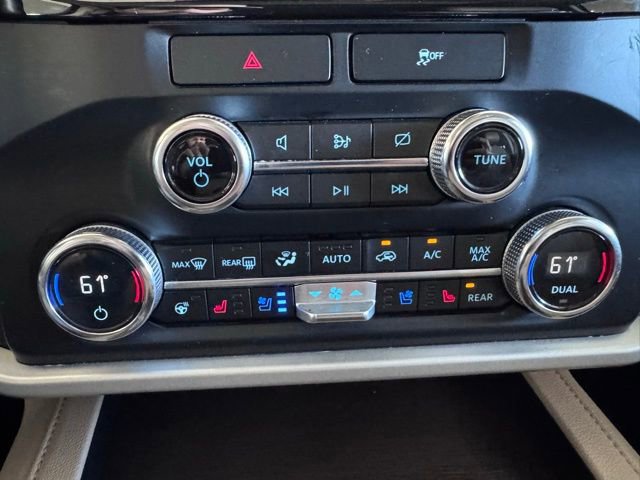 Certified 2023 Ford Expedition Limited image 24