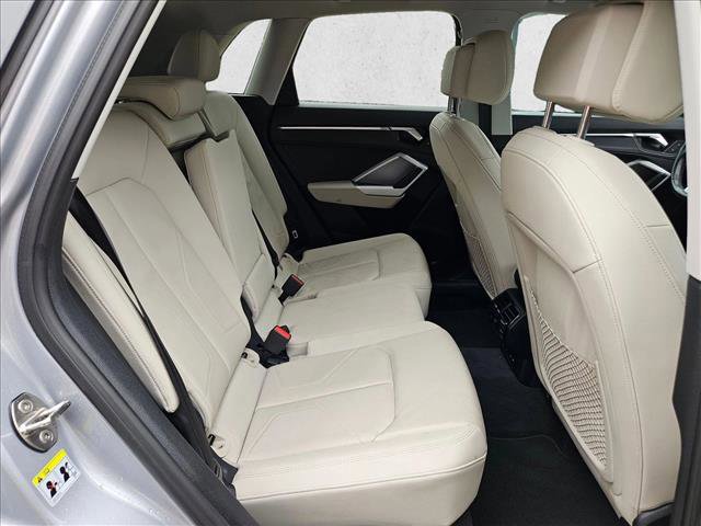 Used 2023 Audi Q3 2.0T Premium image 19