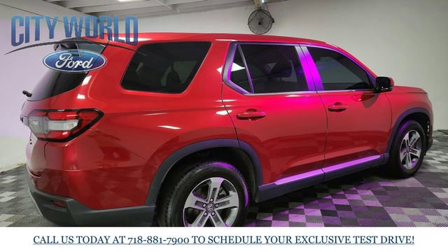 Used 2025 Honda Pilot EX-L image 4