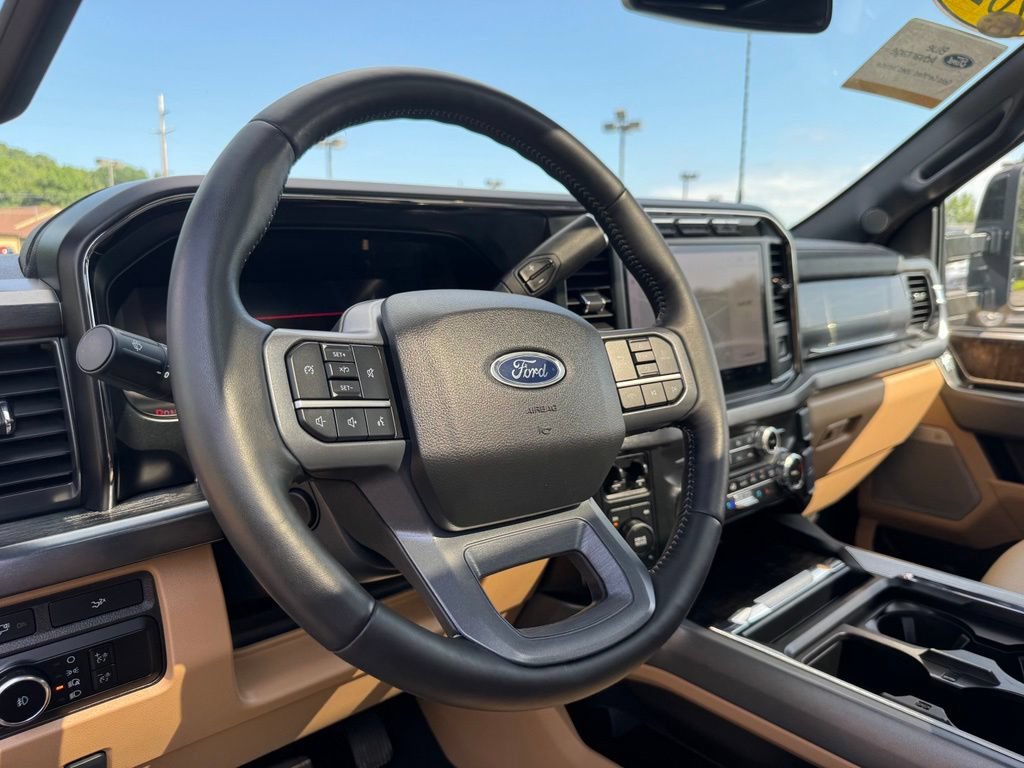 Certified 2024 Ford F250 Lariat w/ Black Appearance Package AWD/4WD image 31