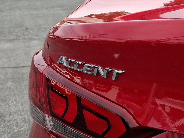 Used 2022 Hyundai Accent SE FWD image 30