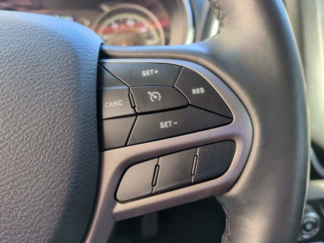 Used 2021 Jeep Cherokee Latitude Lux image 18