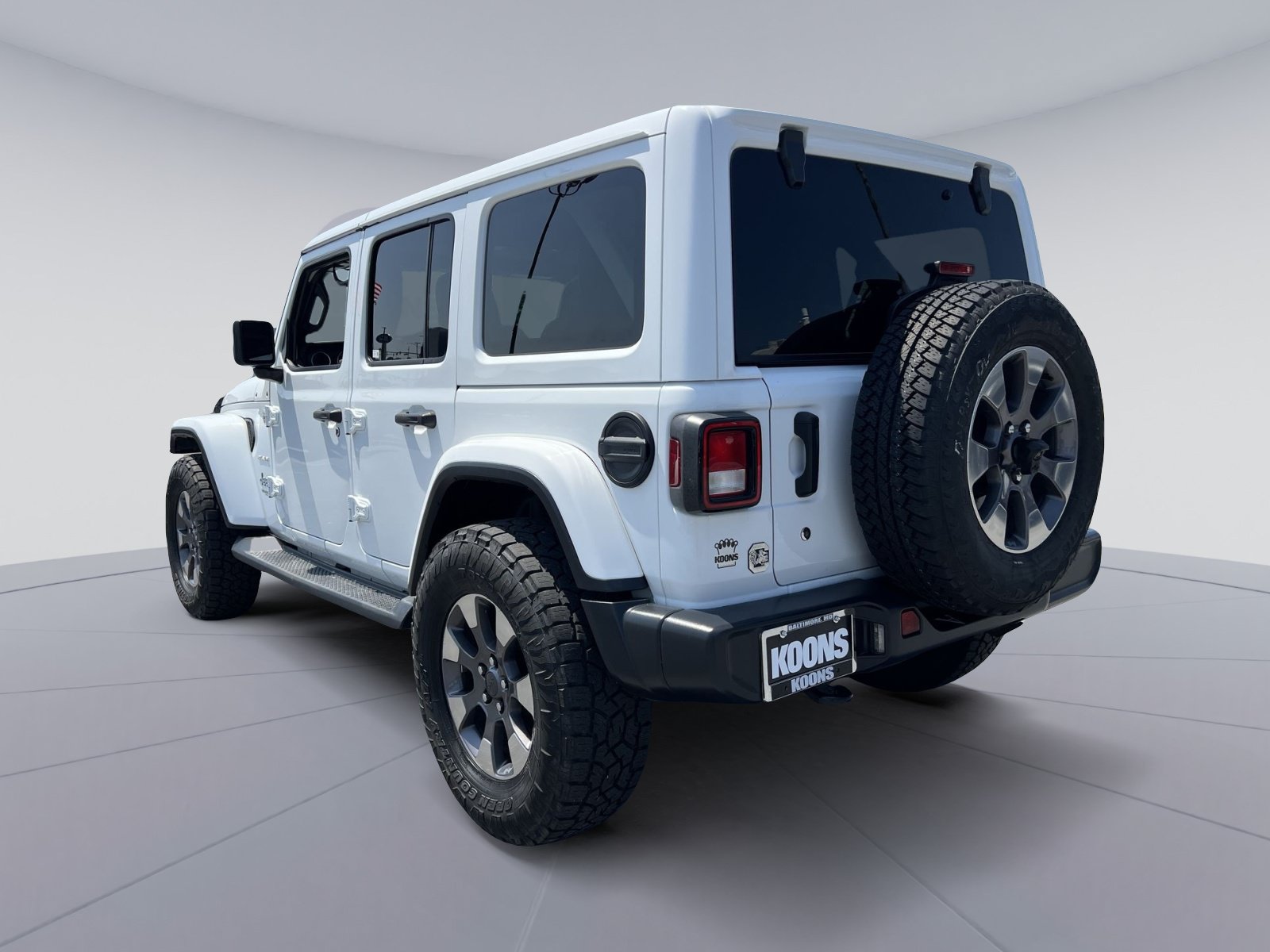 Used 2020 Jeep Wrangler Unlimited Sahara AWD/4WD image 4