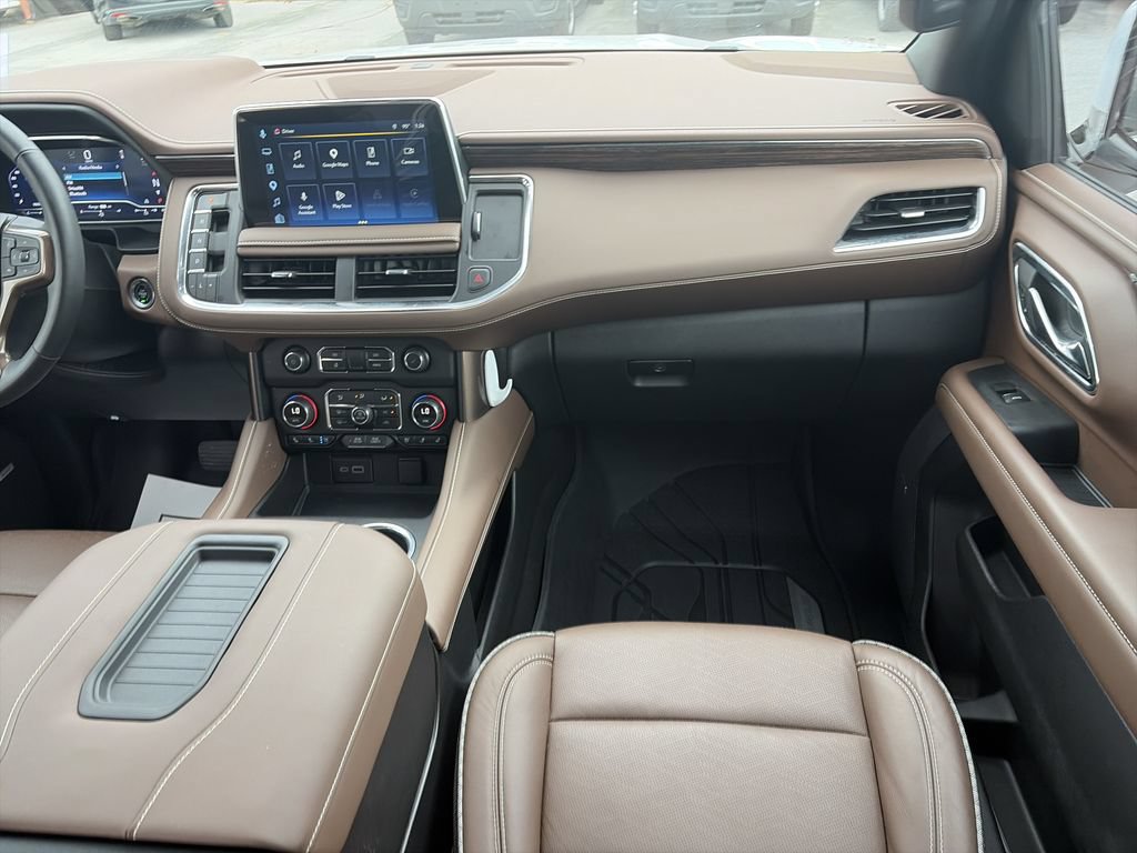 Used 2023 Chevrolet Tahoe High Country w/ Premium Package RWD image 17