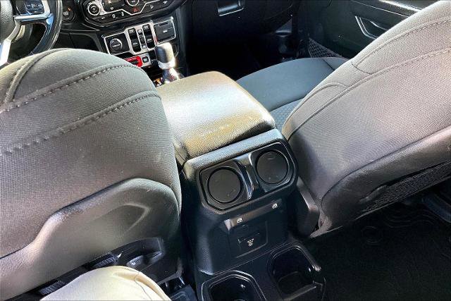 Used 2019 Jeep Wrangler Unlimited Rubicon w/ LED Lighting Group AWD/4WD image 31
