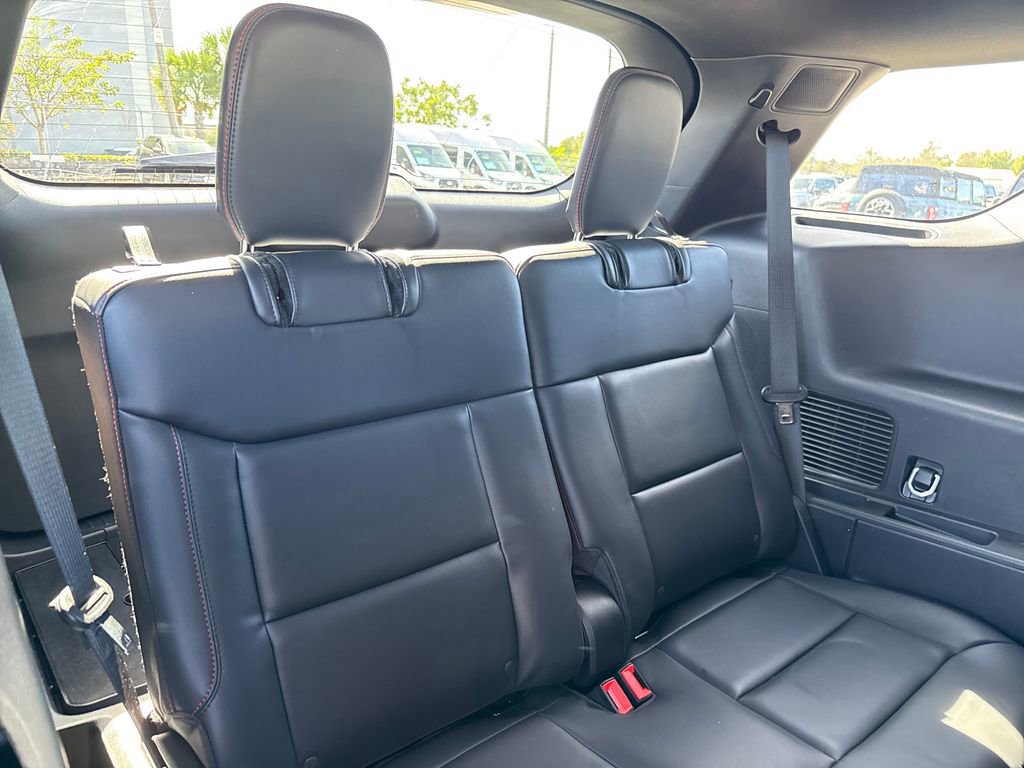 Certified 2025 Ford Explorer ST-Line image 28