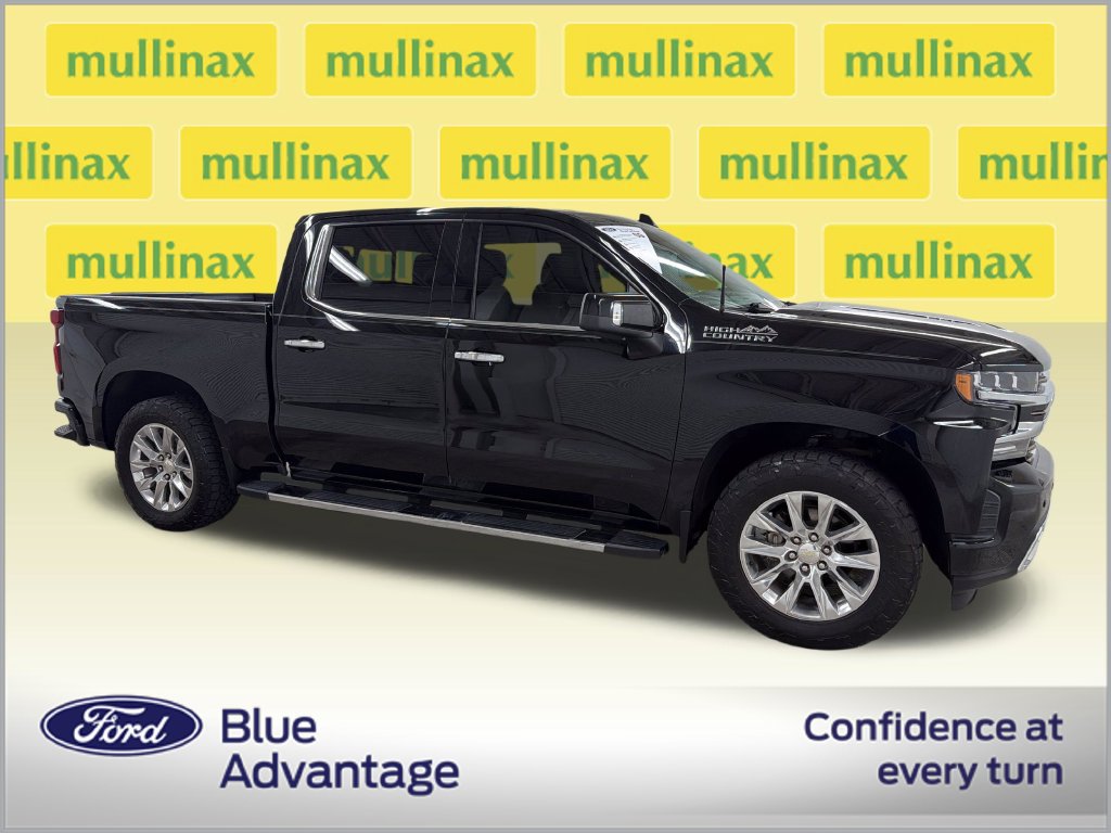 Used 2021 Chevrolet Silverado 1500 High Country w/ Technology Package AWD/4WD image 2
