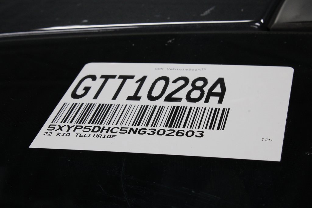 Used 2022 Kia Telluride SX w/ SX Prestige Package image 37