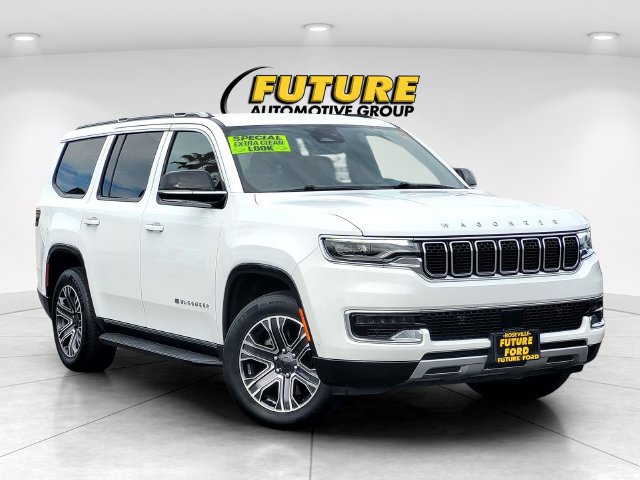 Used 2024 Jeep Wagoneer Series II AWD/4WD image 1