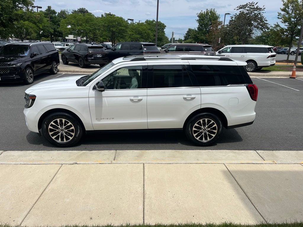 Certified 2025 Ford Expedition Platinum AWD/4WD image 5