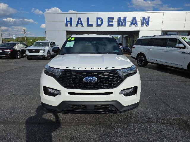 Certified 2024 Ford Explorer ST-Line w/ Class IV Trailer Tow Package AWD/4WD image 2