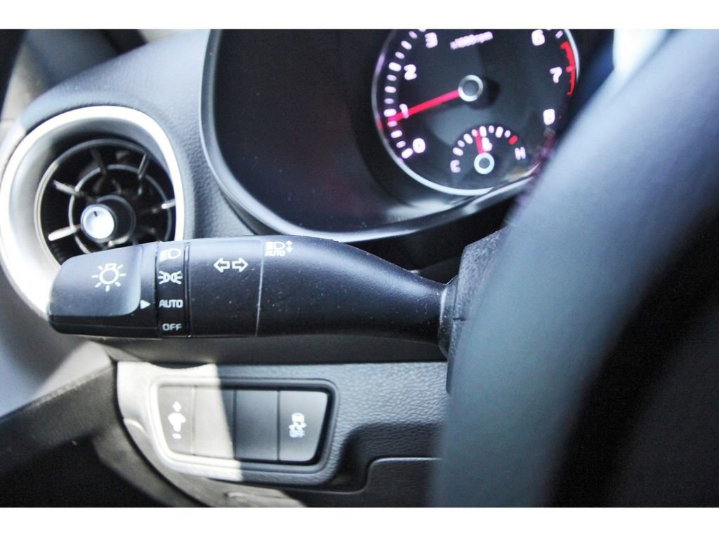 Used 2024 Kia Forte LXS image 20