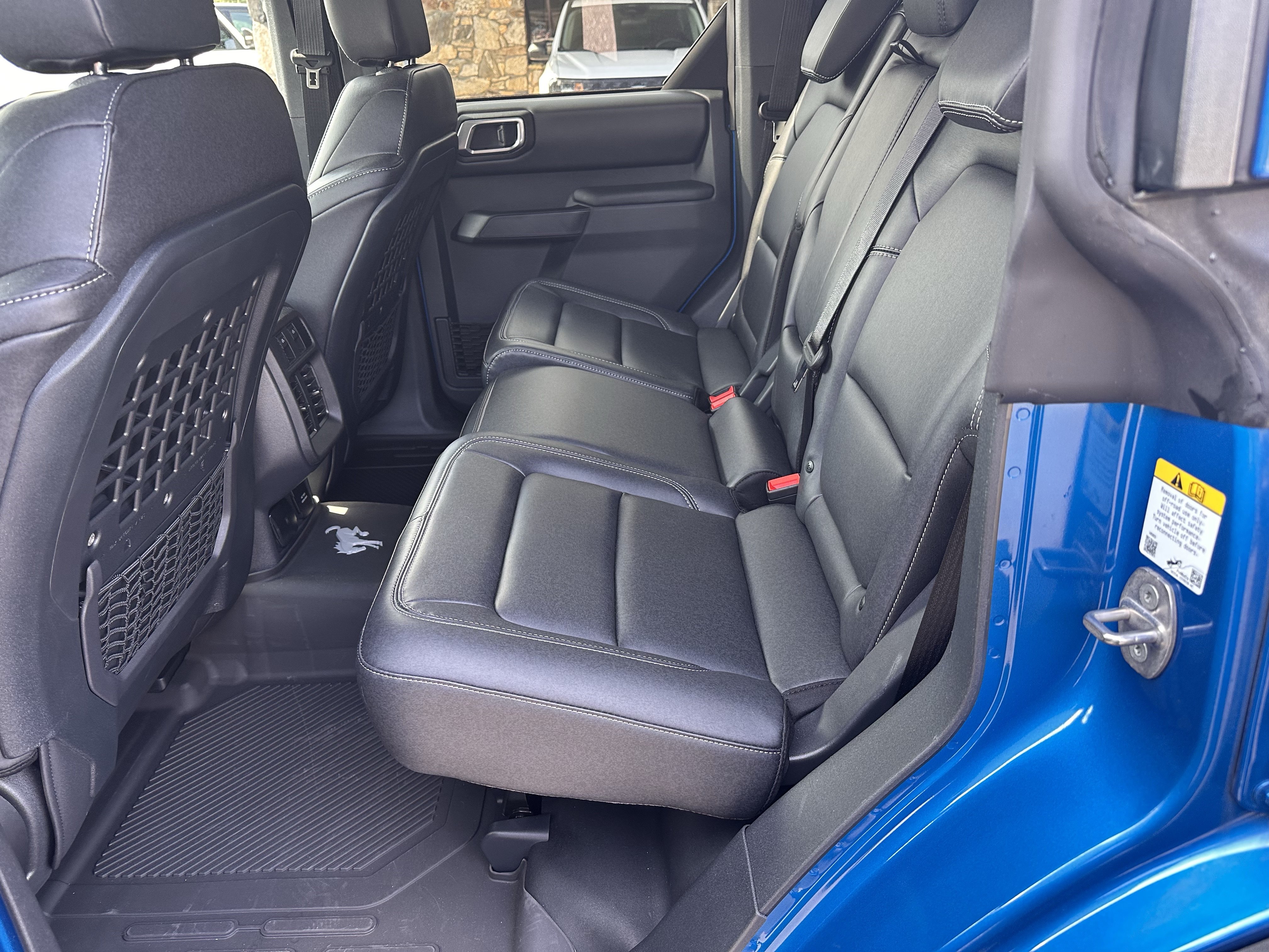Certified 2025 Ford Bronco Badlands w/ Sasquatch Package AWD/4WD image 12