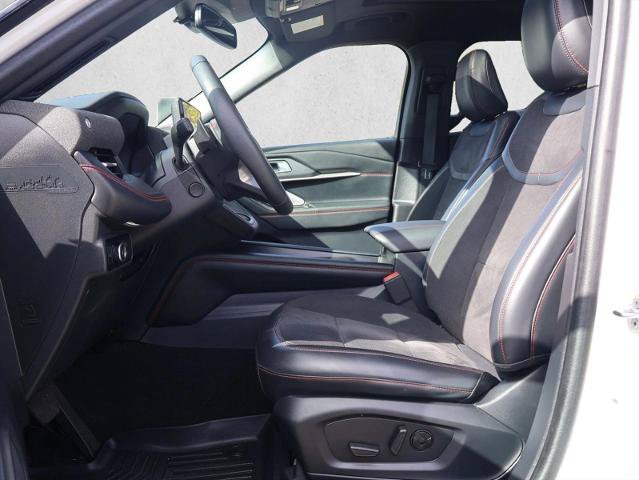 Certified 2025 Ford Explorer ST AWD/4WD image 20