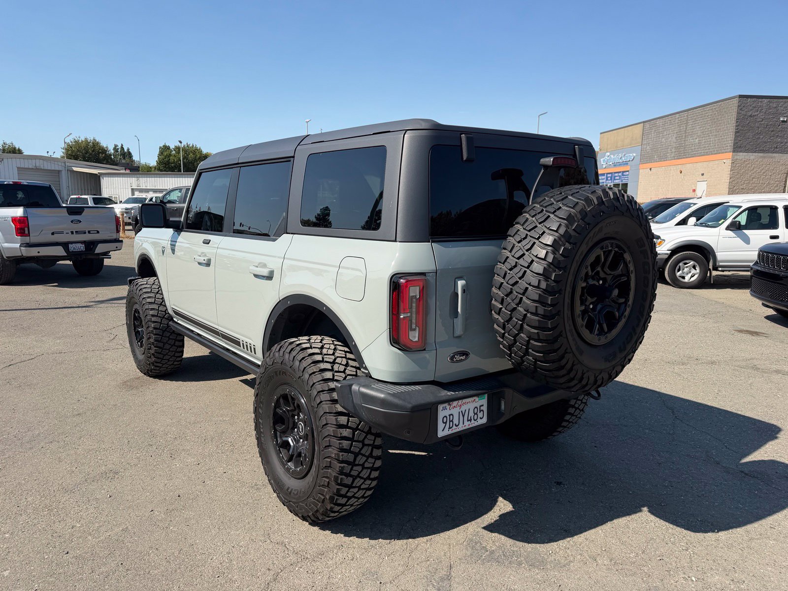 Certified 2021 Ford Bronco First Edition AWD/4WD image 3