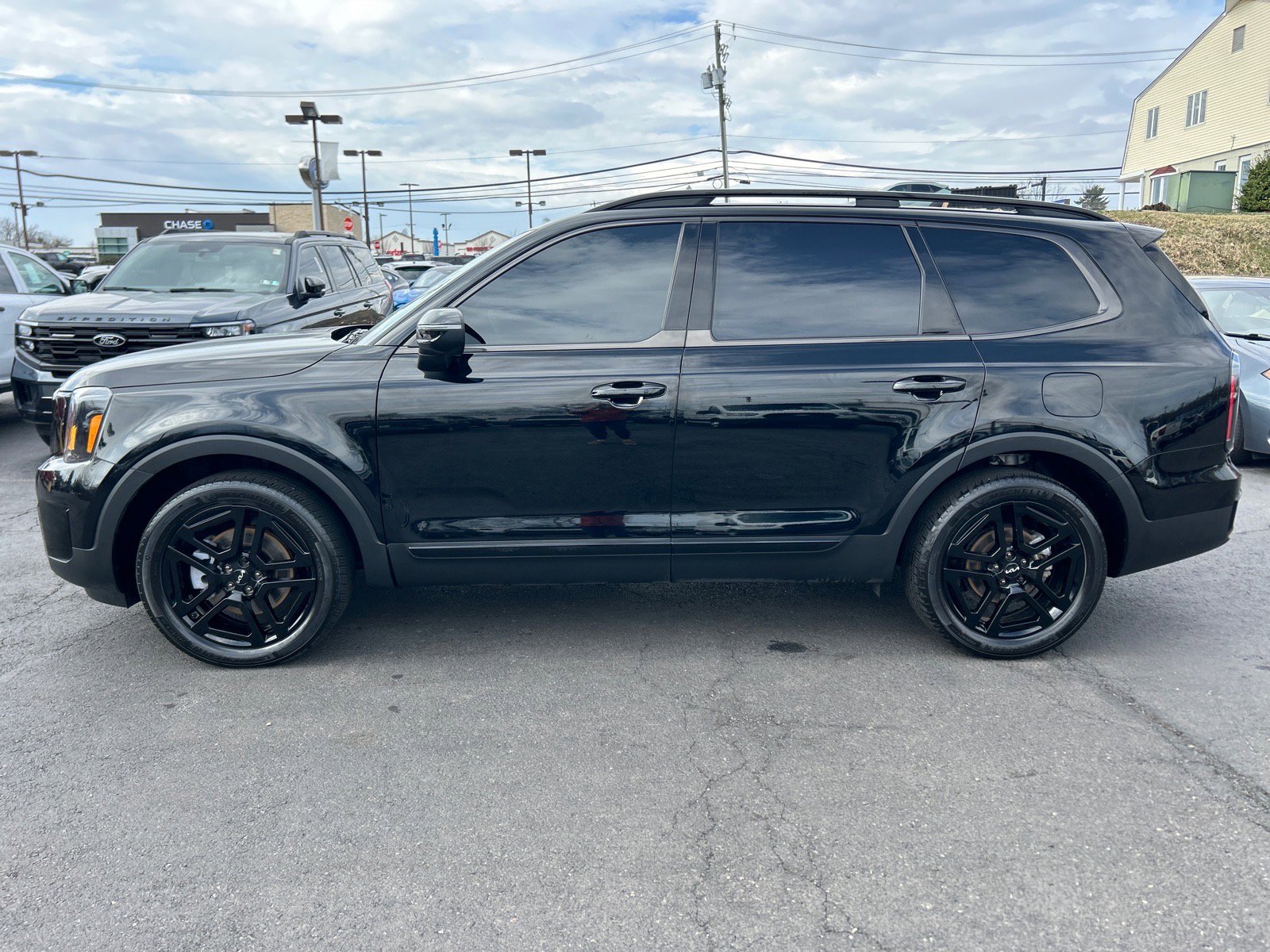 Used 2024 Kia Telluride EX X-Line image 5