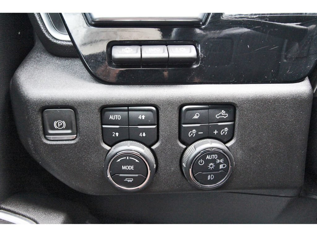 Used 2024 Chevrolet Silverado 2500 High Country w/ Technology Package AWD/4WD image 19
