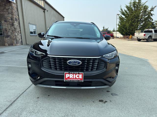 Certified 2025 Ford Escape Platinum AWD/4WD image 11