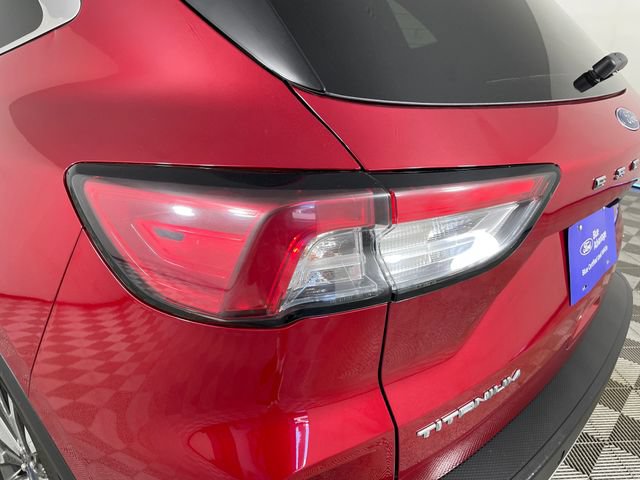 Certified 2020 Ford Escape Titanium AWD/4WD image 21