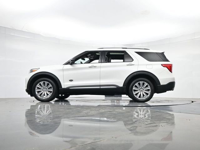 Certified 2023 Ford Explorer King Ranch w/ Technology Package AWD/4WD image 39