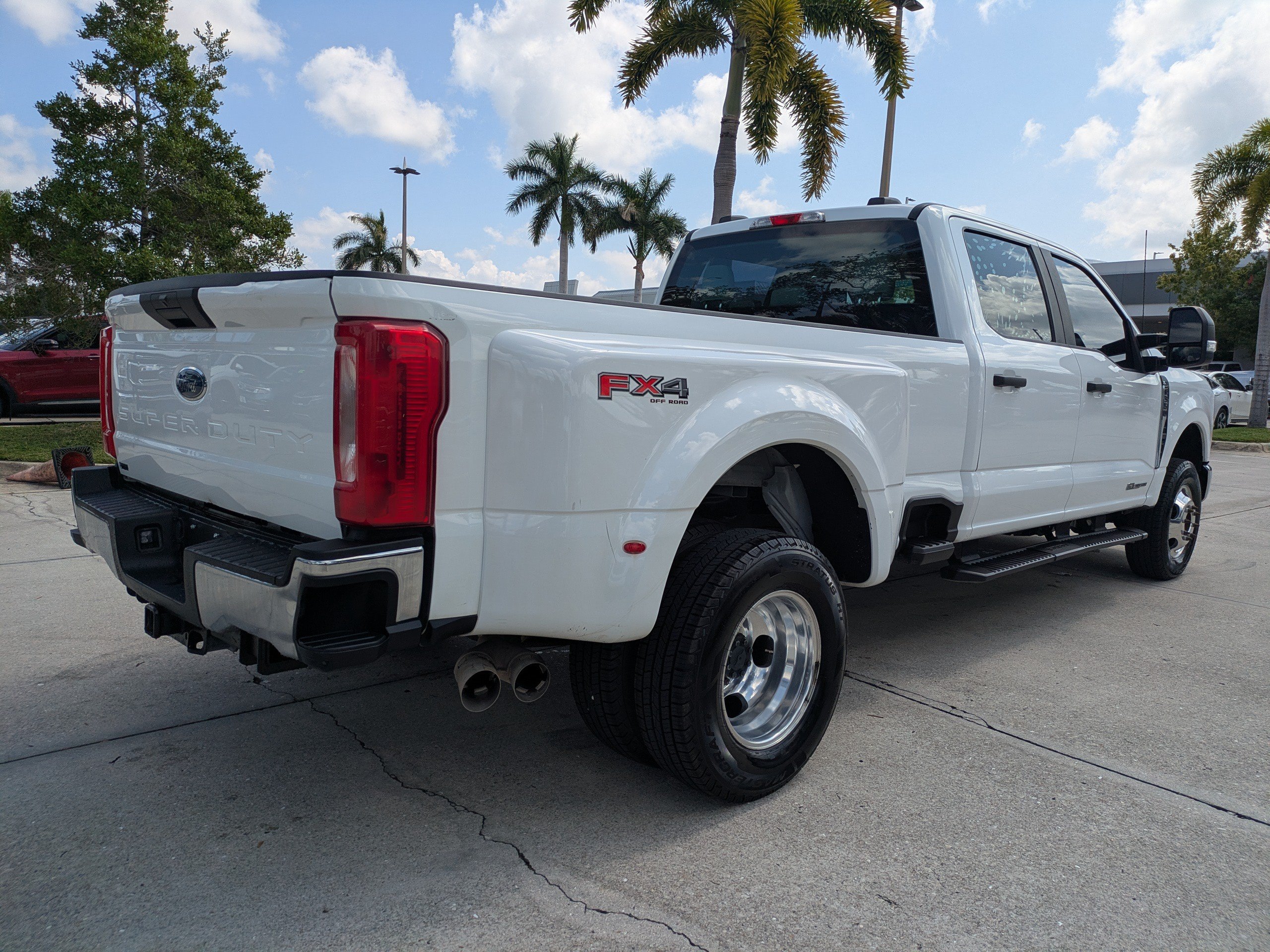 Certified 2023 Ford F350 XL AWD/4WD image 4