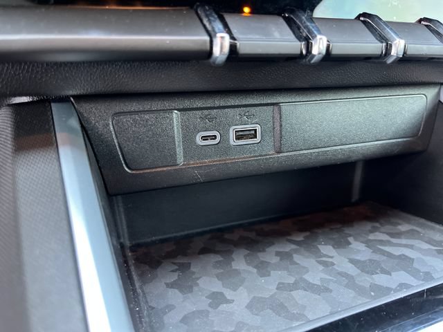 Used 2023 Chevrolet Colorado Trail Boss w/ Technology Package AWD/4WD image 35