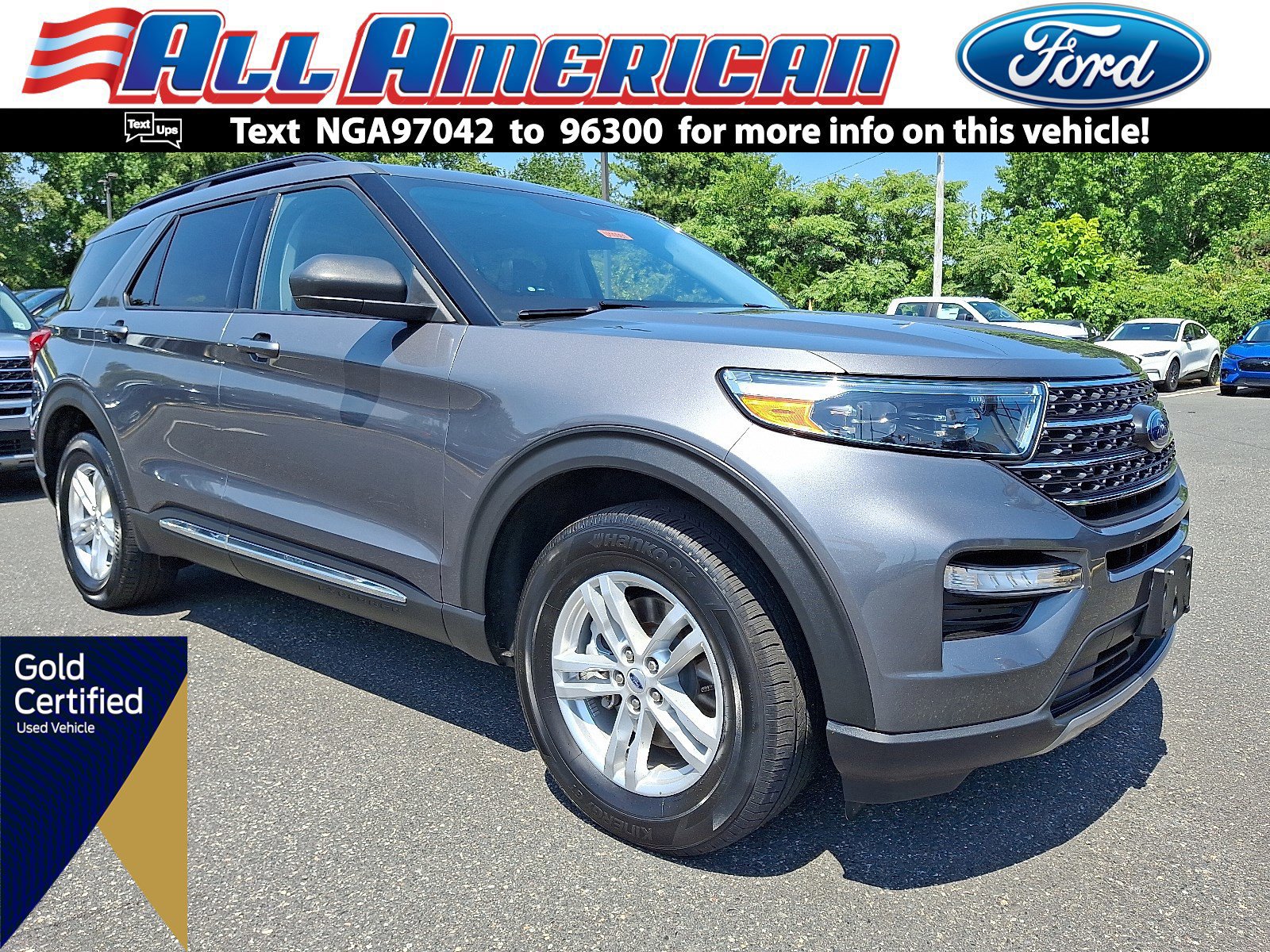 Certified 2022 Ford Explorer XLT w/ Equipment Group 202A image 1