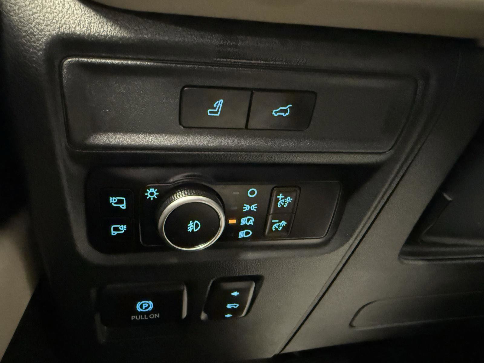 Certified 2024 Ford Expedition Max Platinum image 12