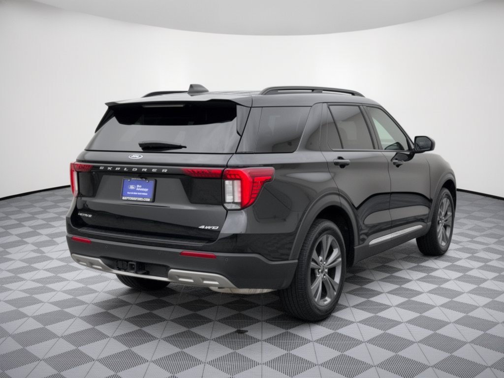 Certified 2025 Ford Explorer Active w/ Active Comfort Package AWD/4WD image 9