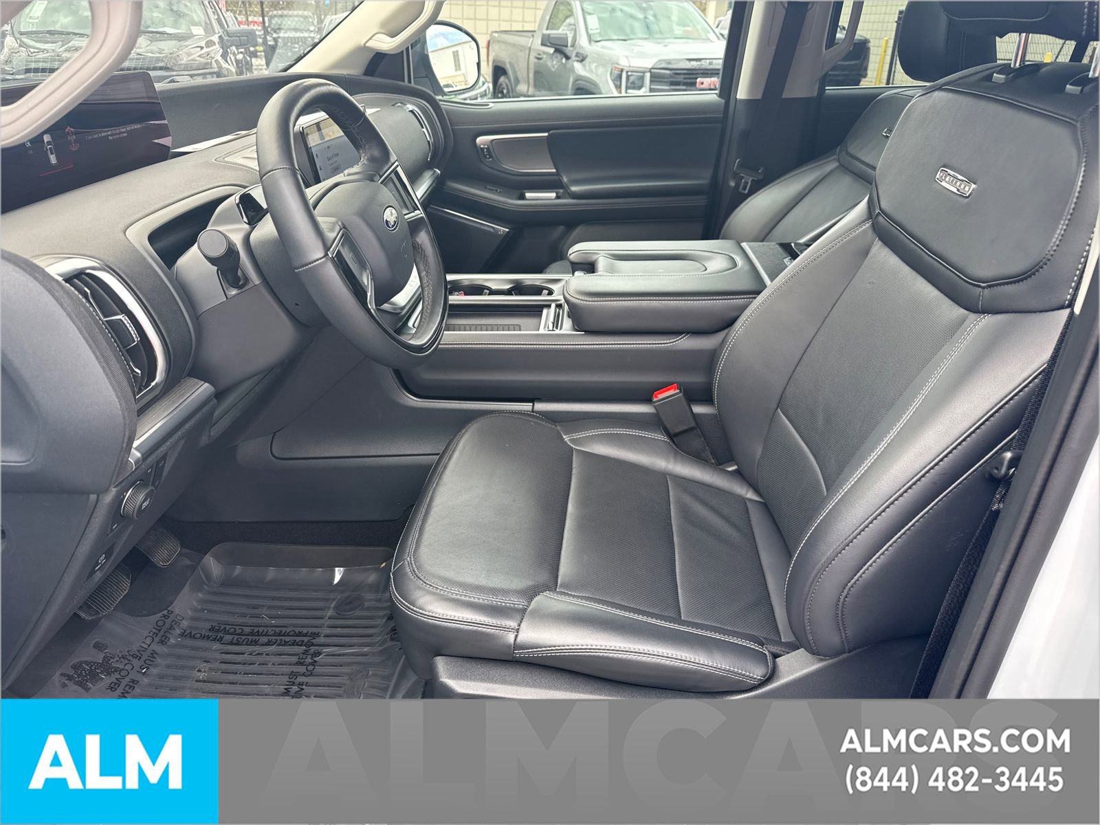 Certified 2025 Ford Expedition Platinum image 10