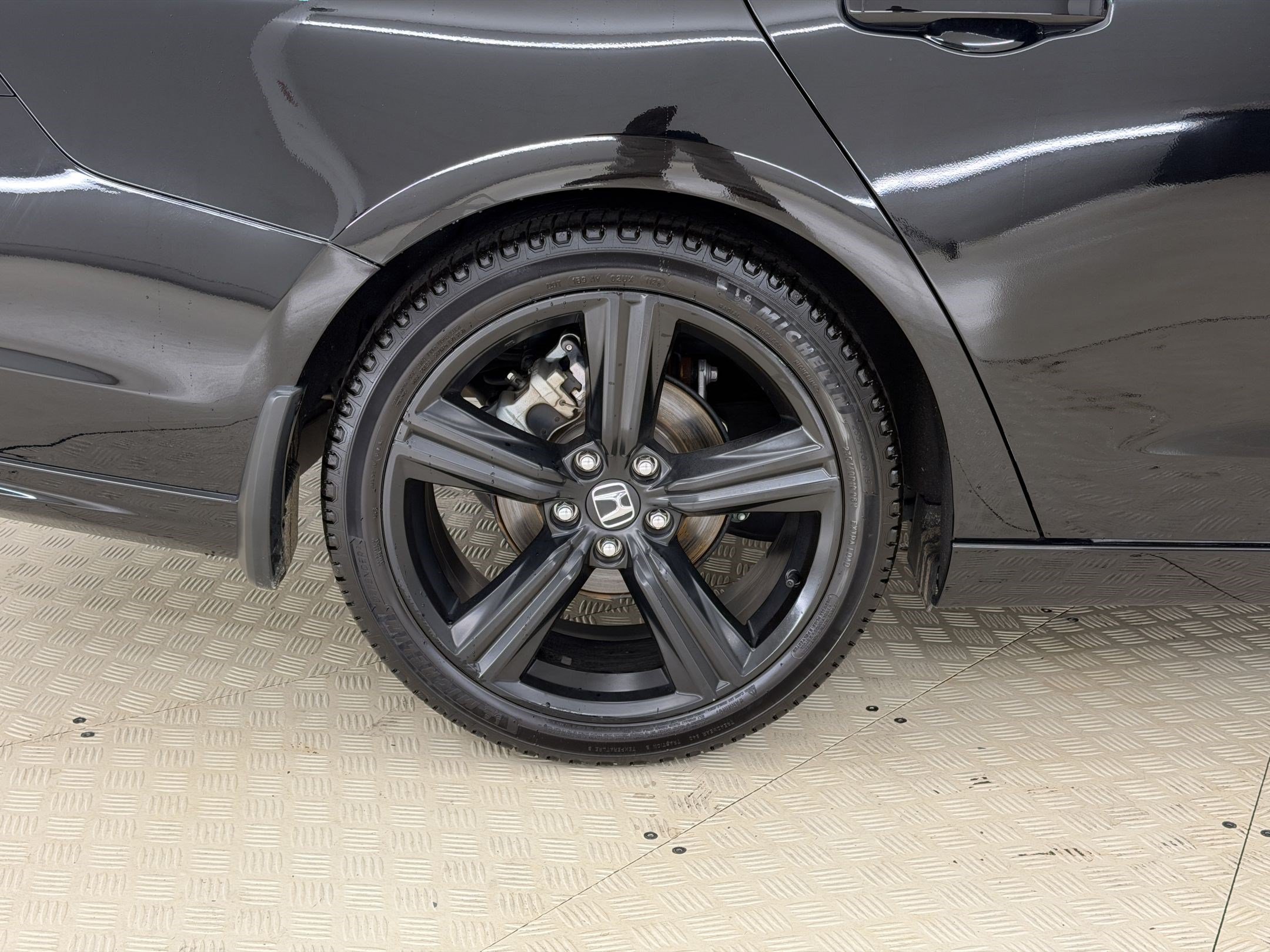 Used 2024 Honda Accord Sport image 12