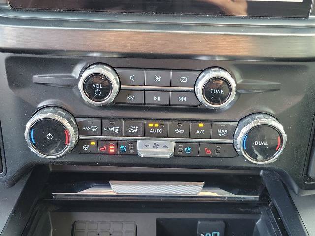 Certified 2024 Ford F350 Lariat w/ Lariat Ultimate Package AWD/4WD image 29