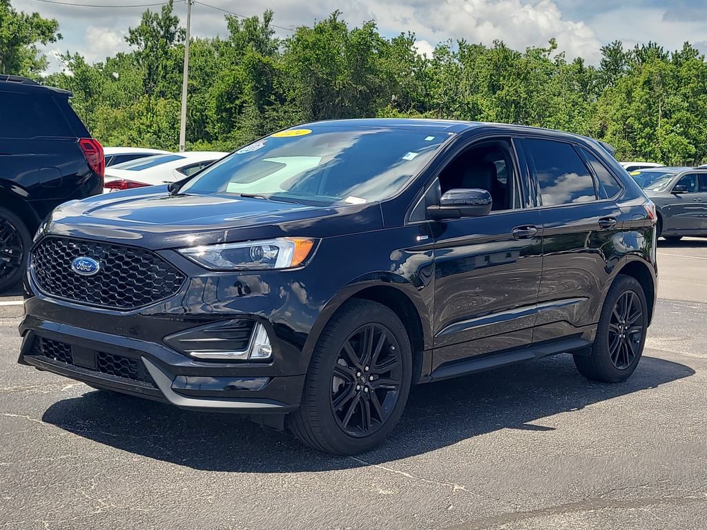 Certified 2024 Ford Edge ST-Line AWD/4WD image 2