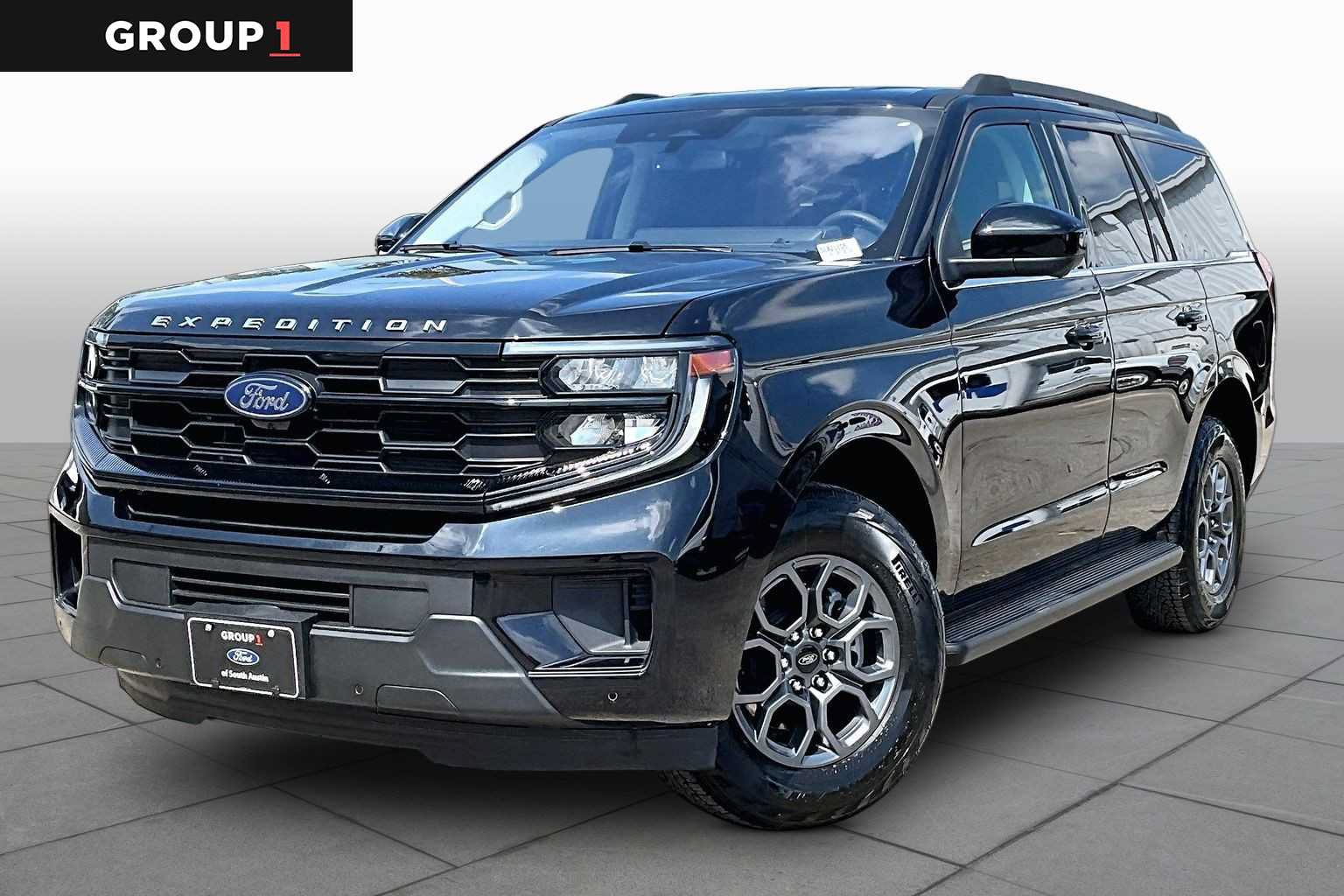 Certified 2025 Ford Expedition Active RWD image 1