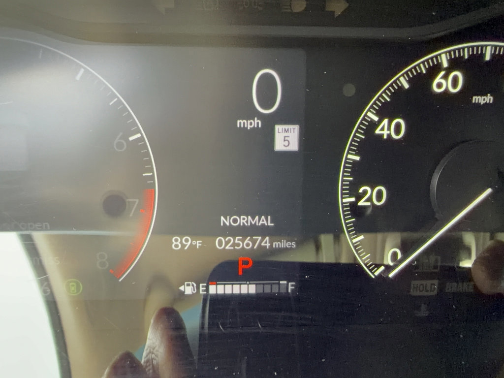 Used 2023 Honda HR-V EX-L image 16