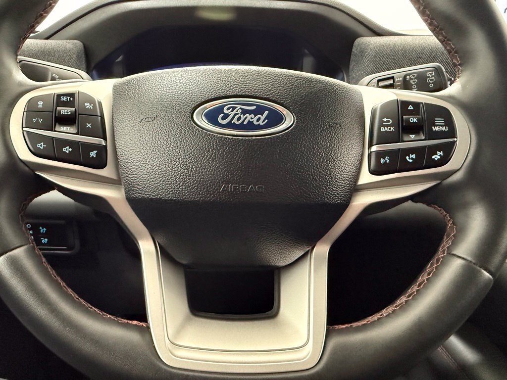 Certified 2025 Ford Explorer Active AWD/4WD image 44