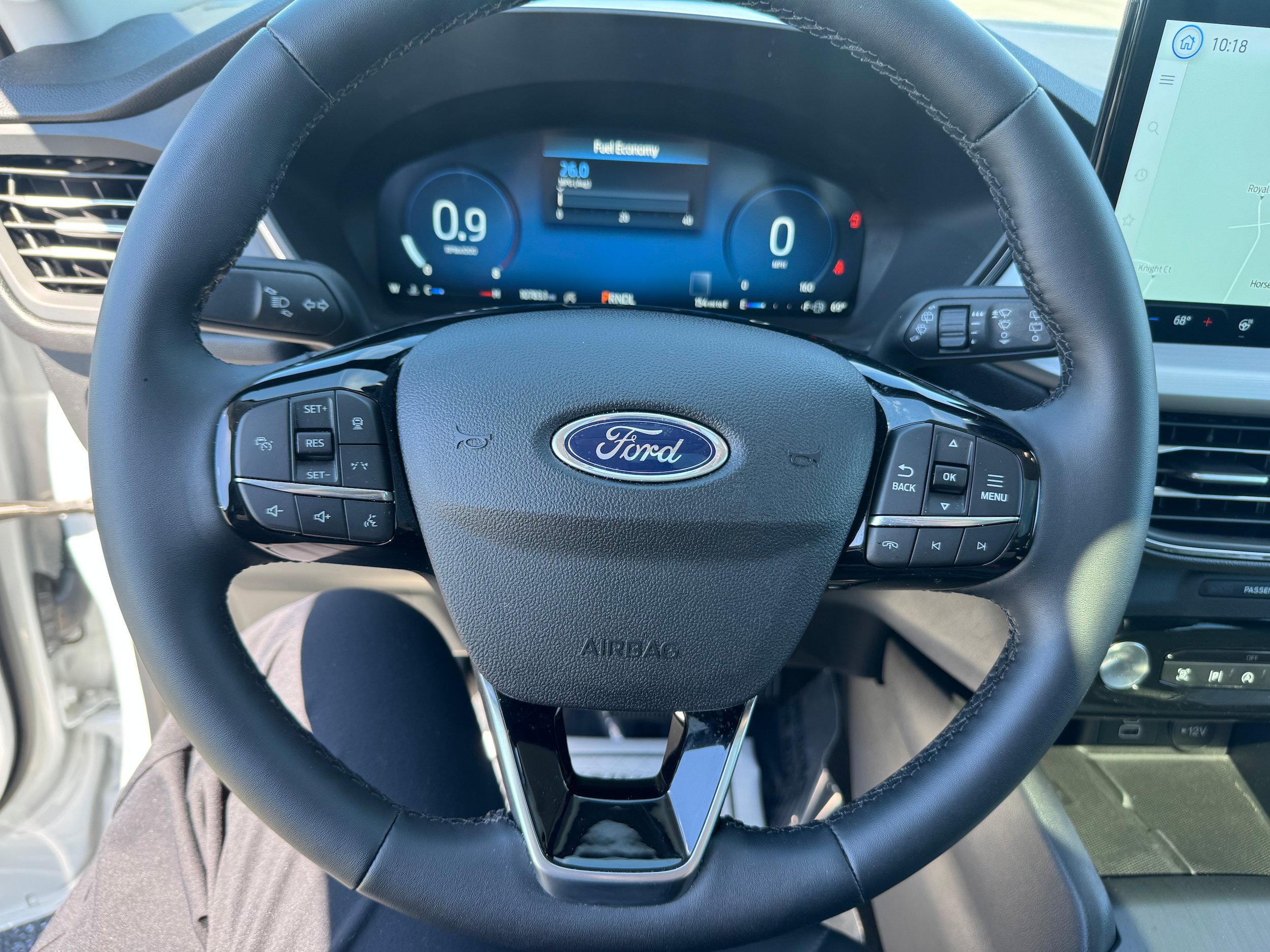 Certified 2025 Ford Escape Platinum w/ Premium Technology Package AWD/4WD image 15