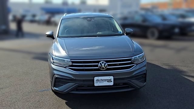 Used 2022 Volkswagen Tiguan SE FWD image 4