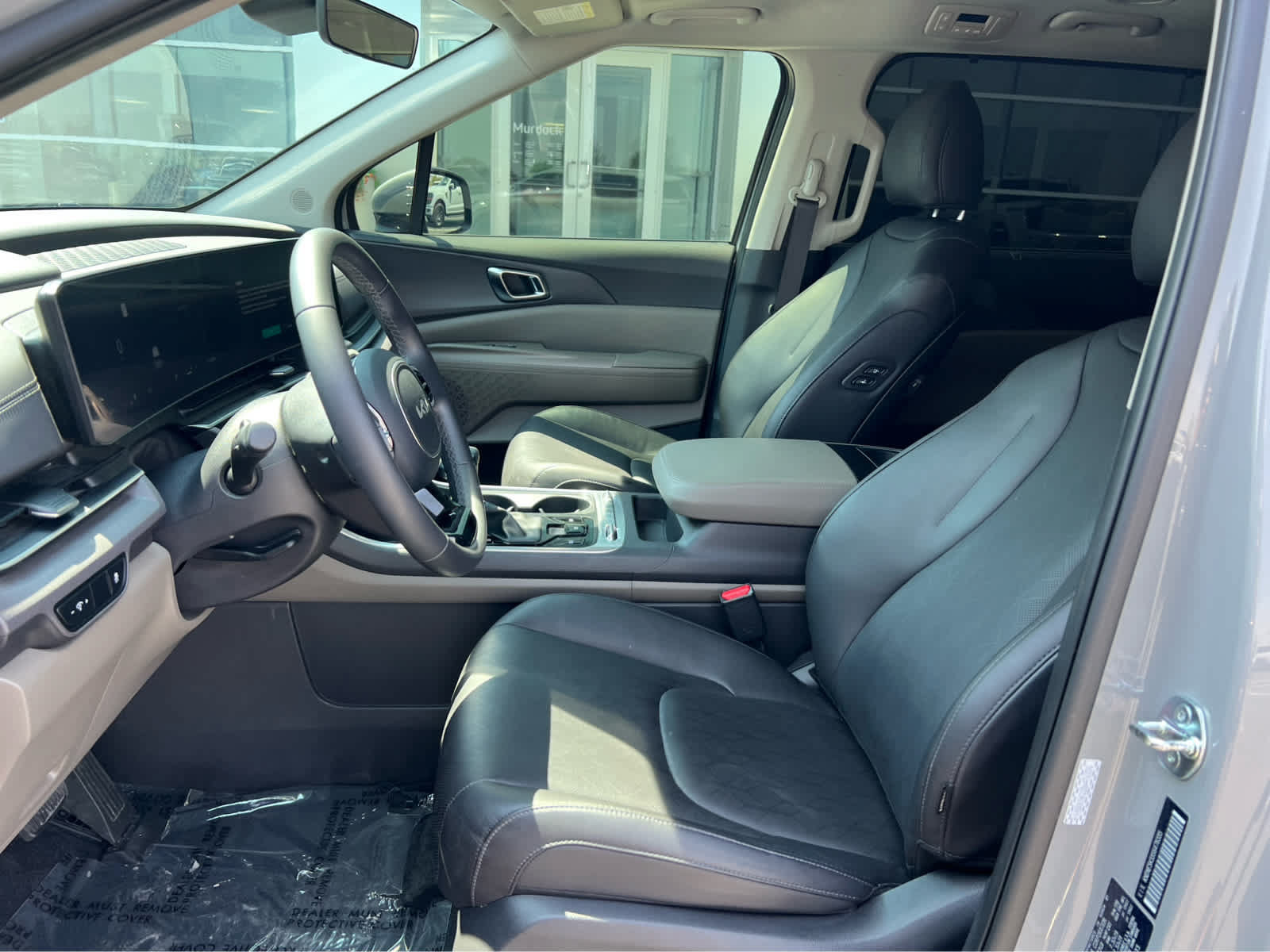 Used 2025 Kia Carnival SX FWD image 27