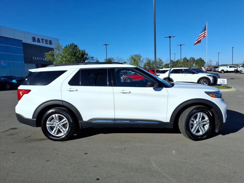 Certified 2024 Ford Explorer XLT w/ Equipment Group 202A image 6
