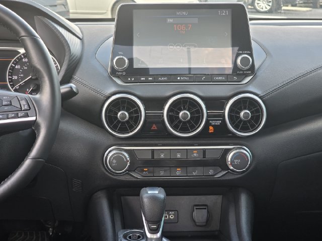 Used 2022 Nissan Sentra SV FWD image 9