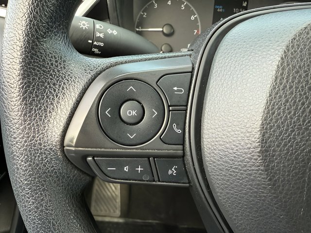 Used 2023 Toyota Corolla LE FWD image 11