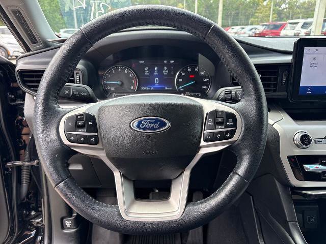 Certified 2023 Ford Explorer XLT w/ Class IV Trailer Tow Package AWD/4WD image 17