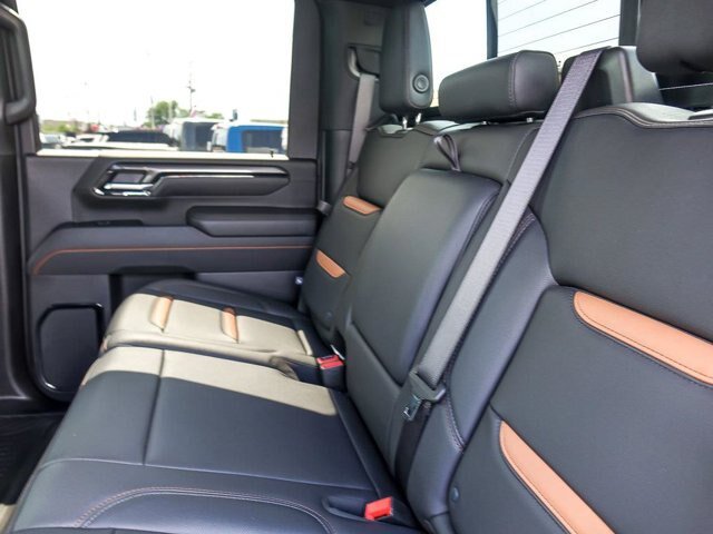 Used 2025 GMC Sierra 2500 AT4 w/ AT4 Premium Plus Package AWD/4WD image 18