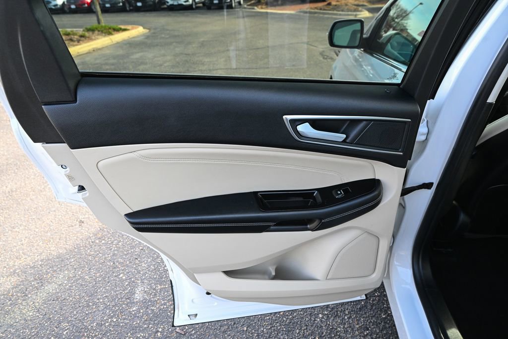 Certified 2020 Ford Edge Titanium w/ Equipment Group 301A image 27