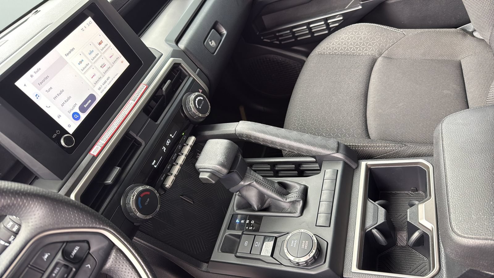 Used 2025 Toyota 4Runner SR5 RWD image 21