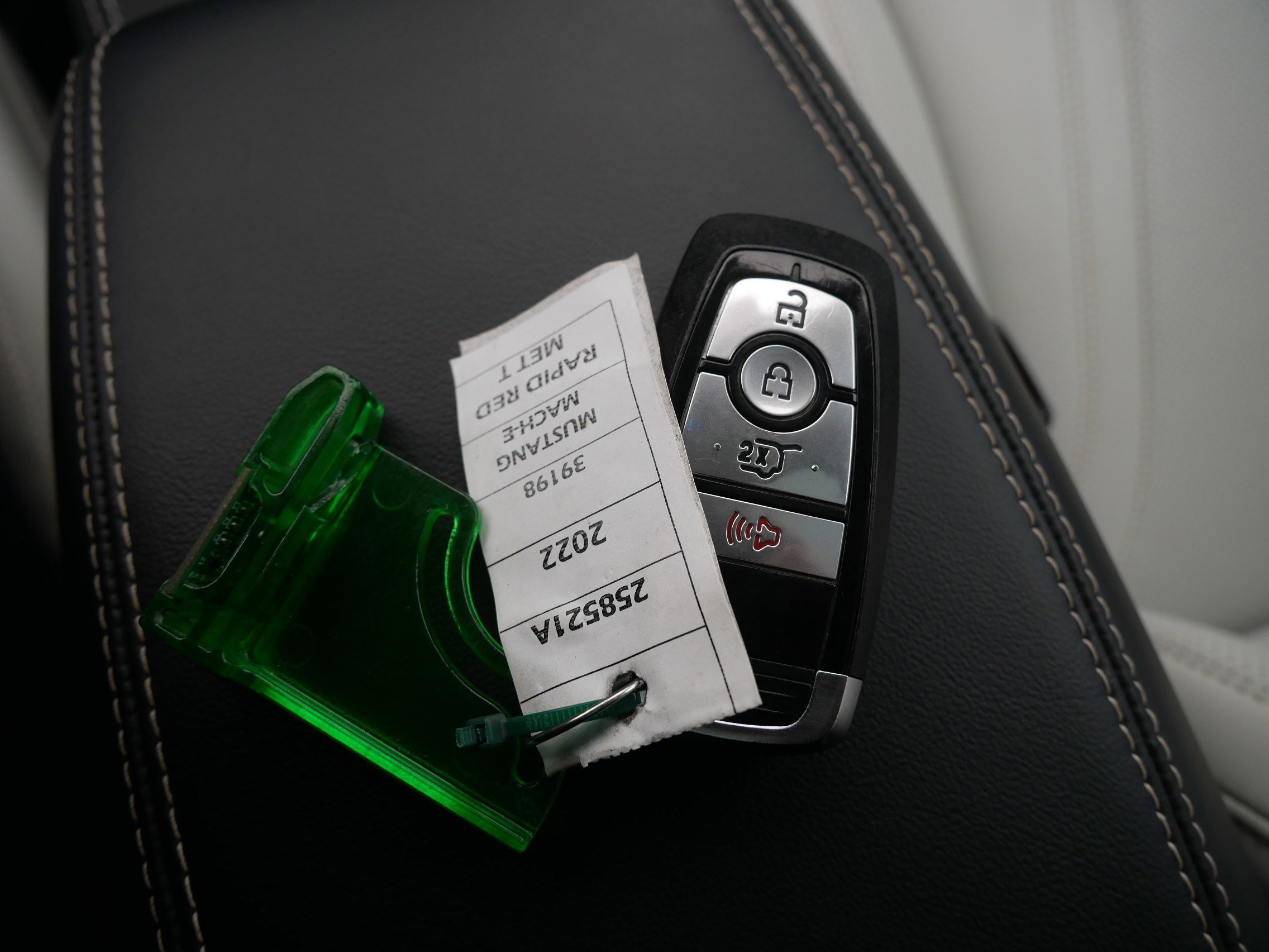 Certified 2022 Ford Mustang Mach-E Premium image 33